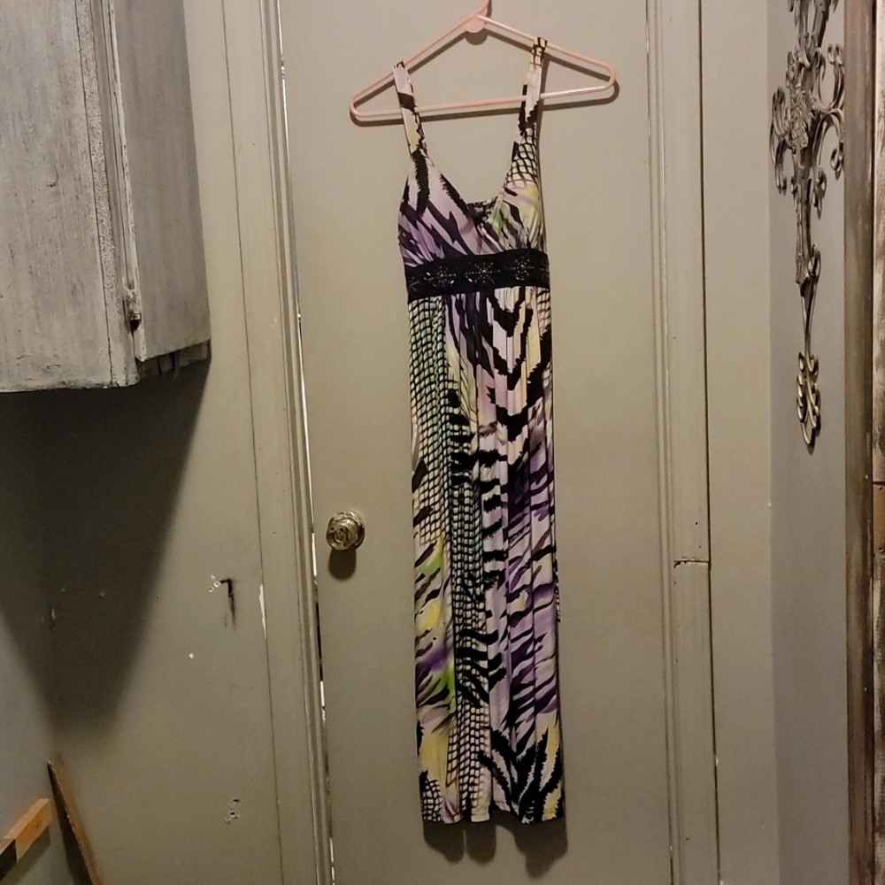 Casual spring dress with beaded accents